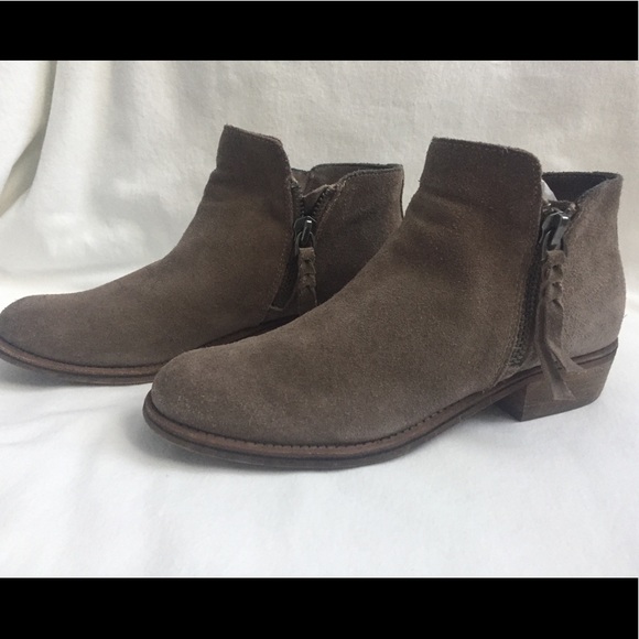 Dolce Vita Dark Taupe Suede Sutton Bootie 9.5 - Picture 2 of 9